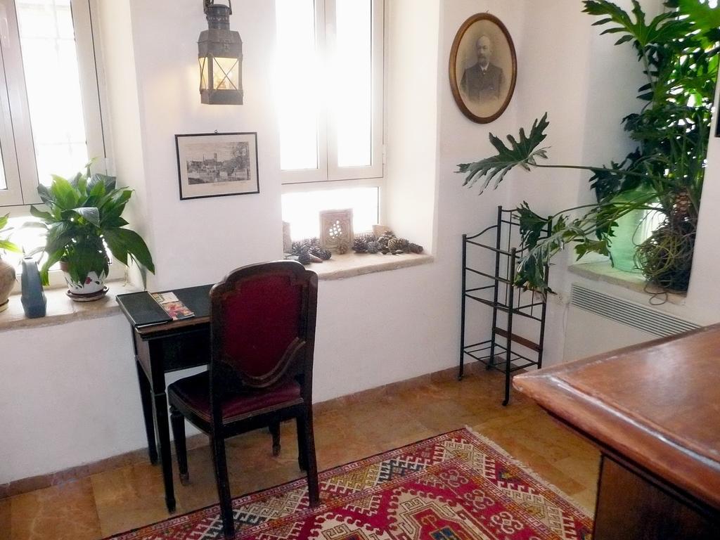 Queen Suite
